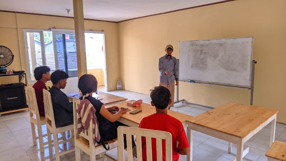 Pembelajaran Matematika di PKBM: Membangun Kemampuan Numerik, Logika, dan Berpikir Kritis untuk Masa Depan