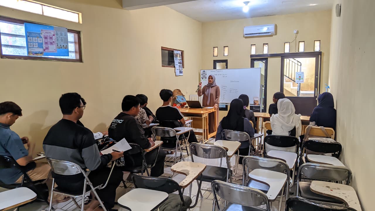 Pembelajaran Sejarah di PKBM: Membangun Karakter, Memahami Masa Lalu, dan Menyiapkan Masa Depan