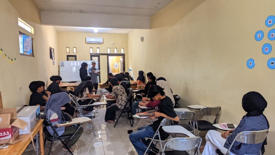 Kurikulum Merdeka Menjadi Landasan Pembelajaran PKBM Griya Cendekia Tahun Ajaran 2026–2027.