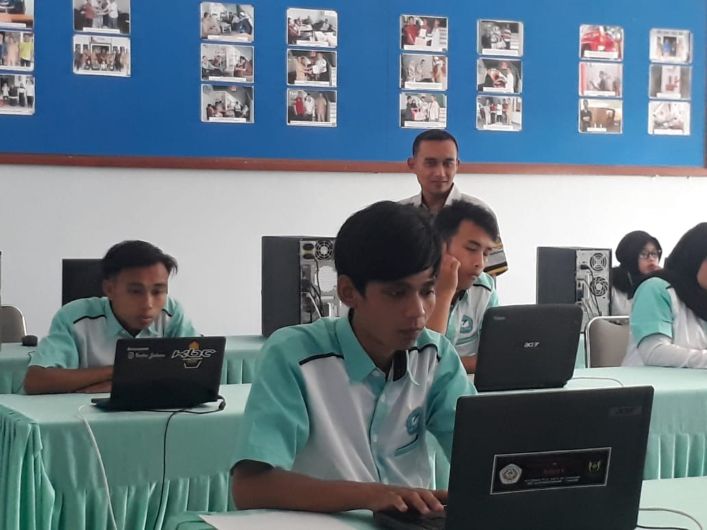 Prospek Pusat Kegiatan Belajar Masyarakat (PKBM) dalam Sistem Pendidikan Nasional